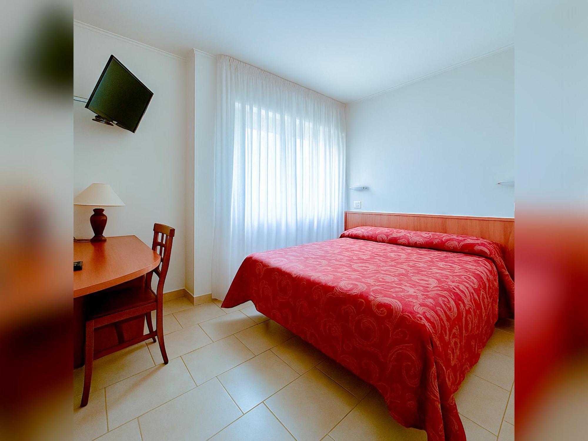 Hotel E Appartamenti La Solaria San Giovanni Rotondo Eksteriør billede