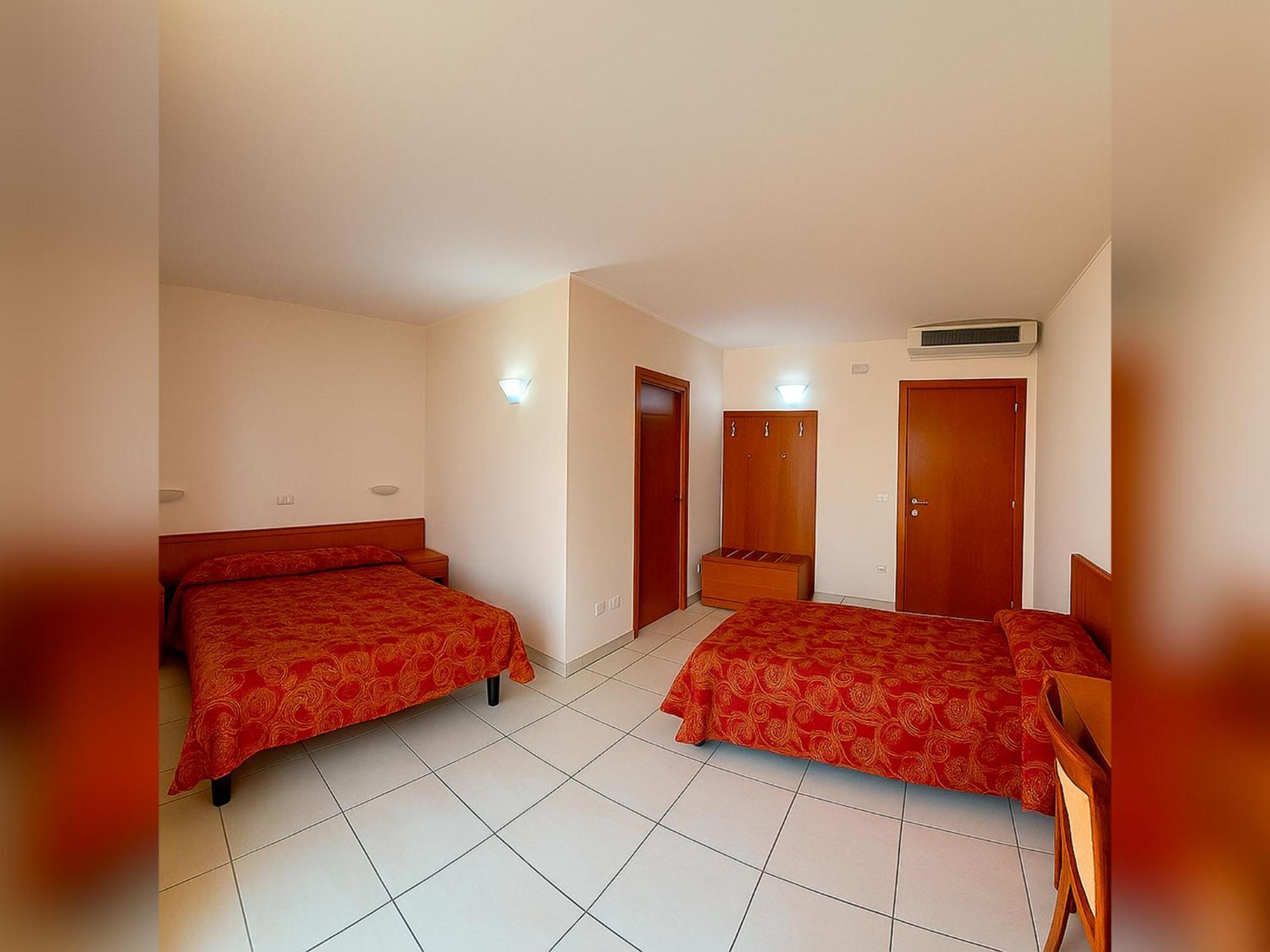 Hotel E Appartamenti La Solaria San Giovanni Rotondo Eksteriør billede