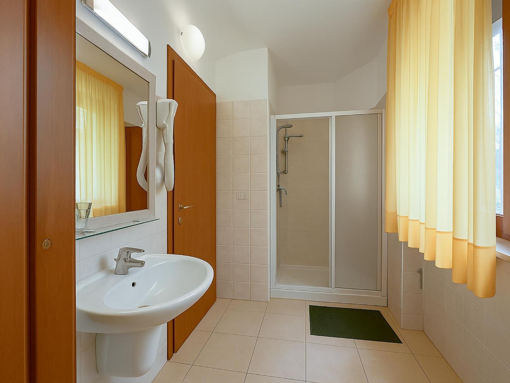 Hotel E Appartamenti La Solaria San Giovanni Rotondo Eksteriør billede