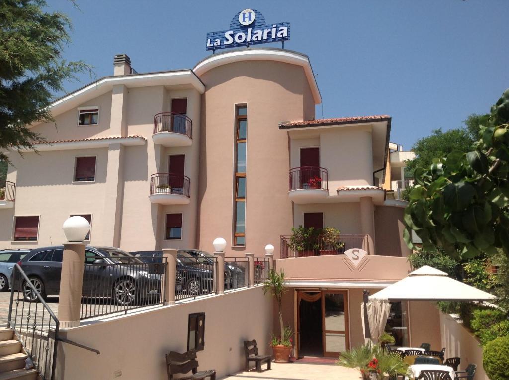 Hotel E Appartamenti La Solaria San Giovanni Rotondo Eksteriør billede